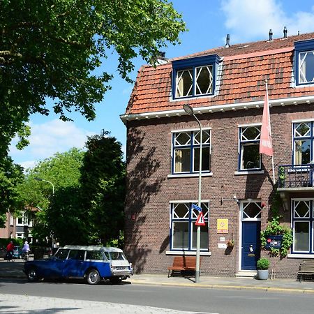 Logis Pastis Hotel Maastricht Bagian luar foto