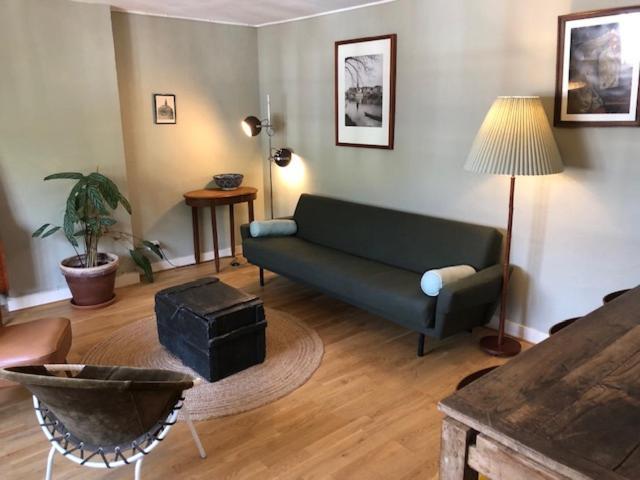 Logis Pastis Hotel Maastricht Bagian luar foto