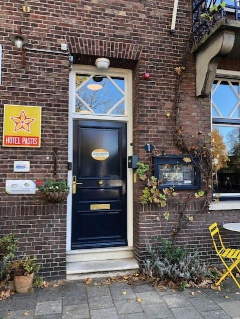 Logis Pastis Hotel Maastricht Bagian luar foto