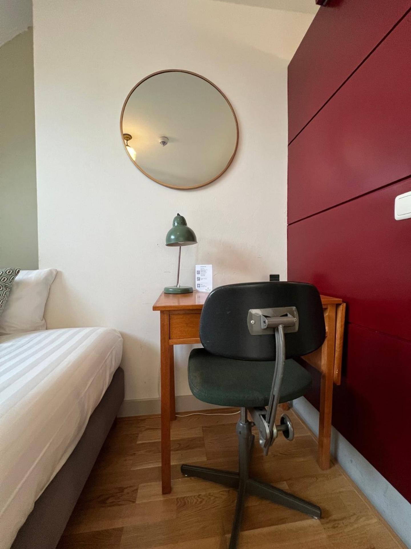Logis Pastis Hotel Maastricht Bagian luar foto