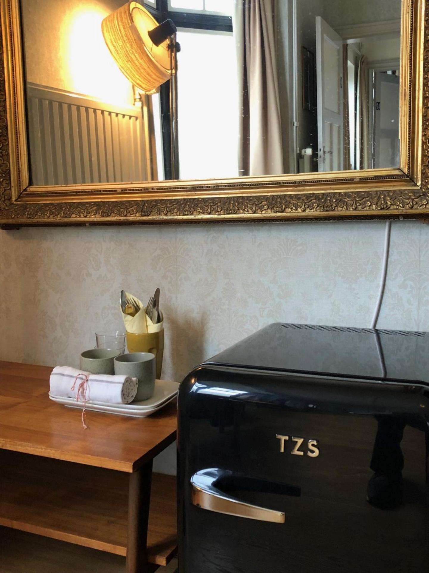 Logis Pastis Hotel Maastricht Bagian luar foto